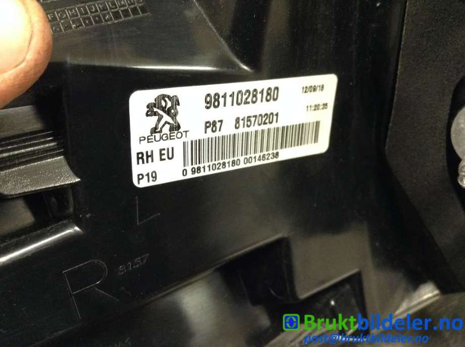 Baklykt høyre til Peugeot 5008 2017-->> (Type II)  (PEUGEOT|98 110 281 80|81570201|)