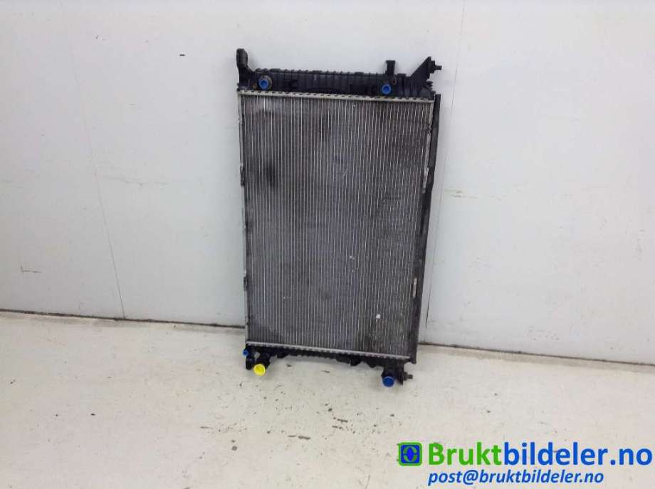Radiator (automat gir) til Audi A4 2007-2014 (Type IV) (B8) (B8) (AUDI|8K0 121 251 T|)