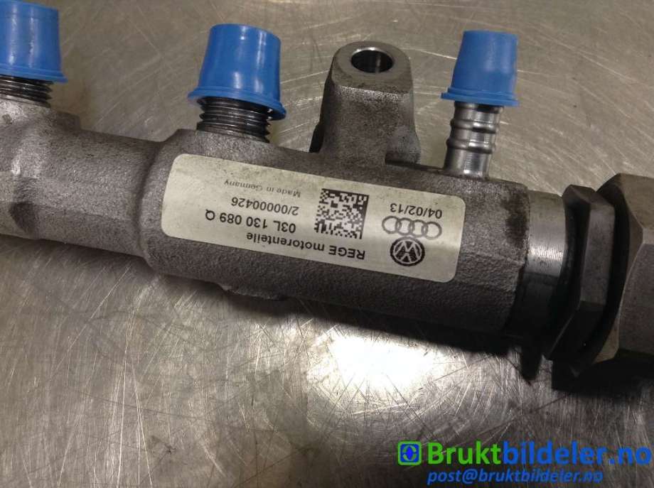 Dyseskinne (fuelrail) til Audi A4 2007-2014 (Type IV) (B8) (B8) (AUDI|03L 130 089 Q|0 281 006 075|057 130 764 AB)