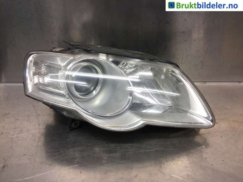 Frontlykt høyre halogen til VW Passat 2005-2010 (B6) (B6) (VOLKSWAGEN|3C0 941 006 S|)