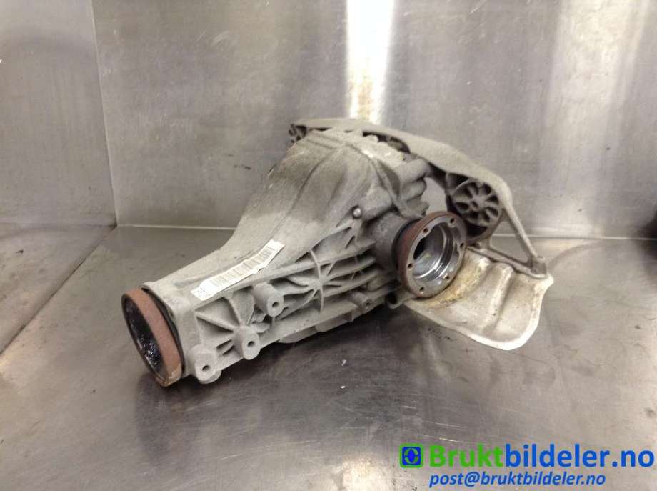 Kardang klokke bak til Audi A4, 2007-2014 (Type IV) (B8) (B8) (AUDI|0BC 500 044)