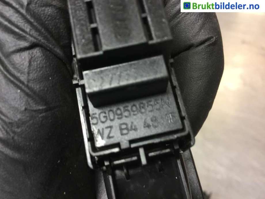 Bryter ruteheis til VW Touran 2015-2021 (Type II)  (VOLKSWAGEN|5G0 959 855 N|)