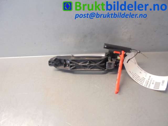 Dørhåndtak utv høyre bak til Suzuki SX4 2009-2013 (Type I, Fase 2)  (SUZUKI|82812-63J00-ZCC|)