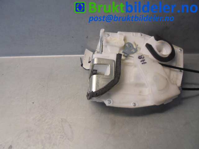 Låsekasse høyre bak til Suzuki SX4 2009-2013 (Type I, Fase 2)  (SUZUKI|82301-79J21|)