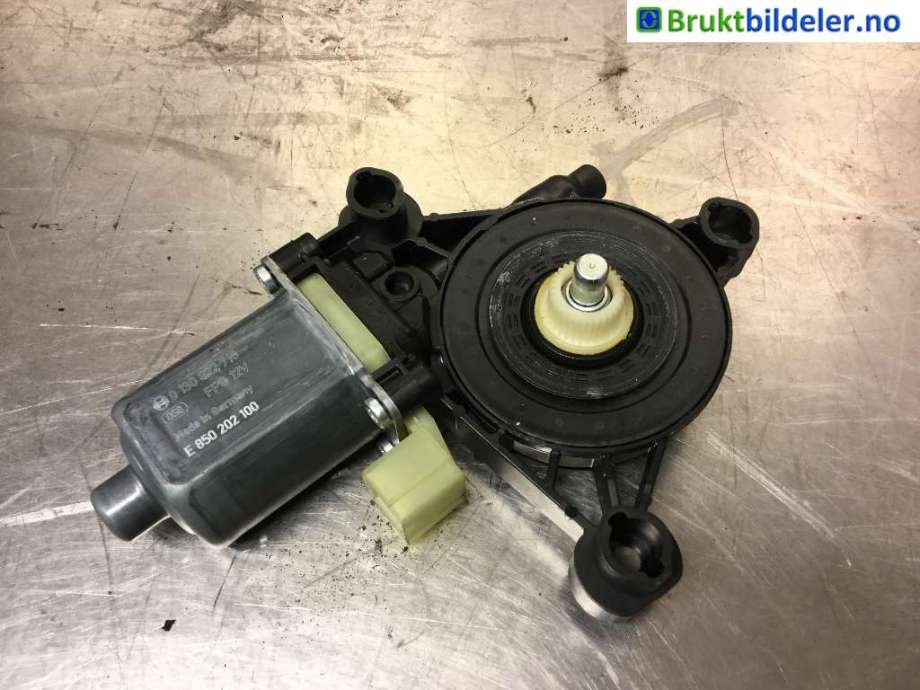 Ruteheis venstre foran til VW Touran 2015-2021 (Type II) (VOLKSWAGEN|5Q0 959 802 B|0 130 822 716|)