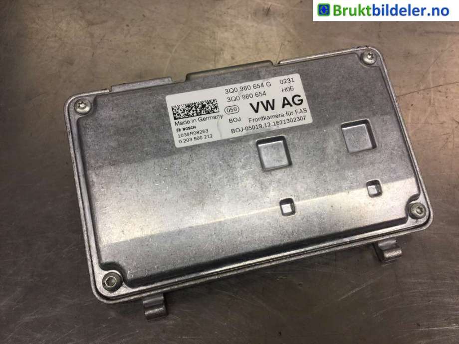 Kamera til VW Touran 2015-2021 (Type II) (VOLKSWAGEN|3Q0 980 654 G|0 203 500 212|)