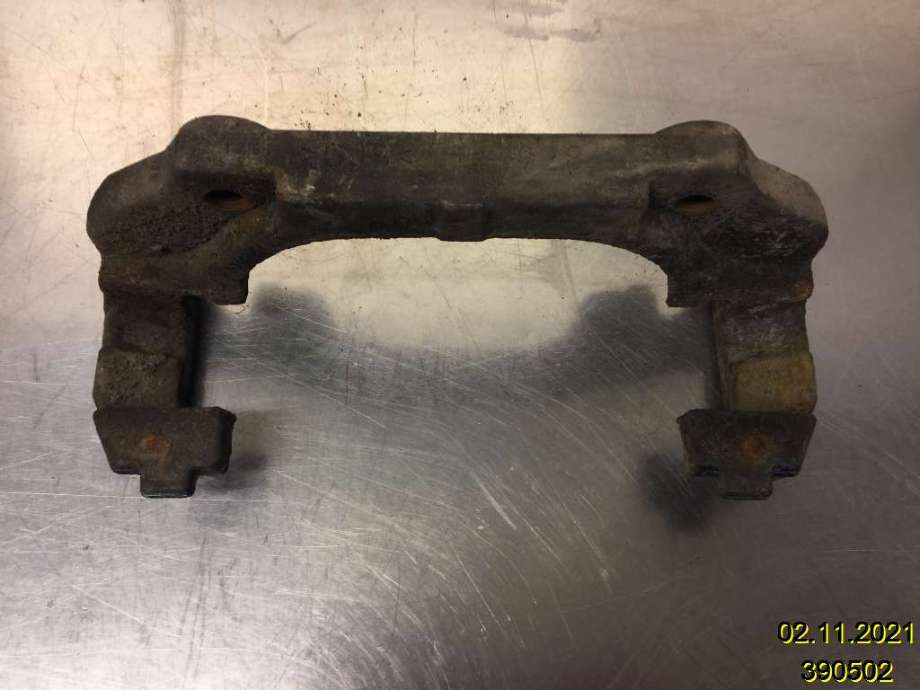 Bremsecaliper brakett til BMW 5-Serie 2010-2017 (F10/F11) (F10/F11) (BMW|34 11 6 786 820|)