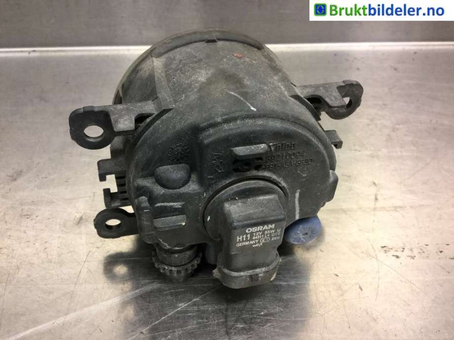 Tåkelykt venstre foran til Renault Megane 2009-2016 Type III  (RENAULT|8200074008|89210094|)