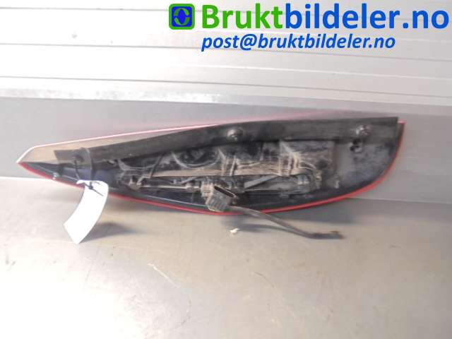 Baklykt høyre til Mitsubishi Colt 2004-2008 (Type VII, Fase 1)  (MITSUBISHI|MR957374|)