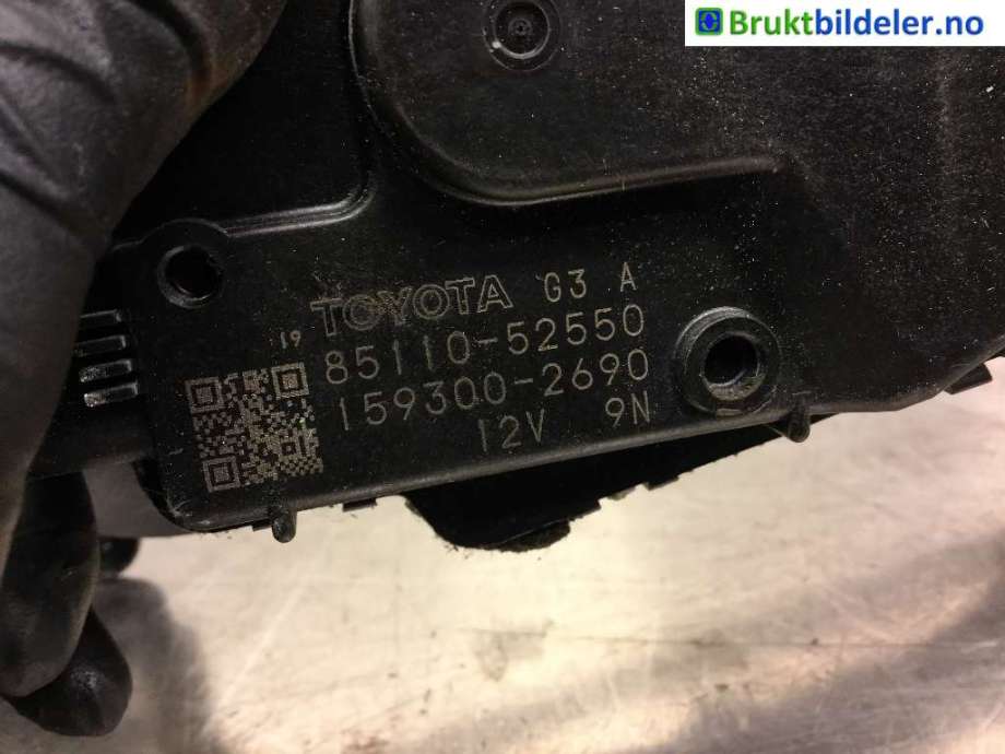Viskermotor frontrute til Toyota Urban Cruiser 2009-2014  (TOYOTA|85110-52550|159300-2690|)