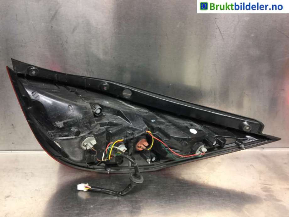 Baklykt venstre til Hyundai i30 2007-2012 (Type I)  (HYUNDAI|92401-2R0|)
