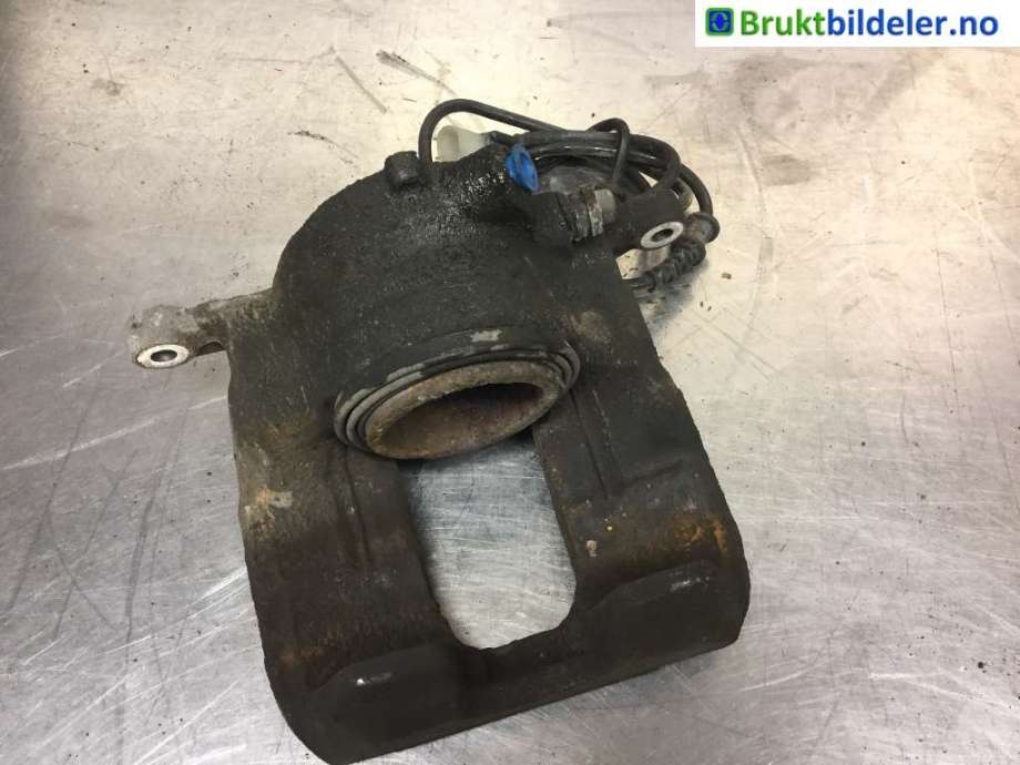 Bremsecaliper høyre foran til Mercedes A-Klasse 2012-2018 (W176) (W176) (MERCEDES|A 204 421 26 81|)