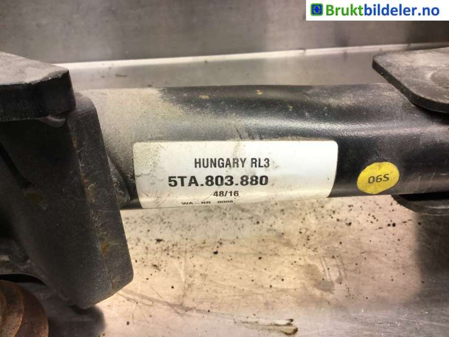 Hengerfeste til VW Touran 2015-2021 (Type II)  (VOLKSWAGEN|5TA 803 880|)