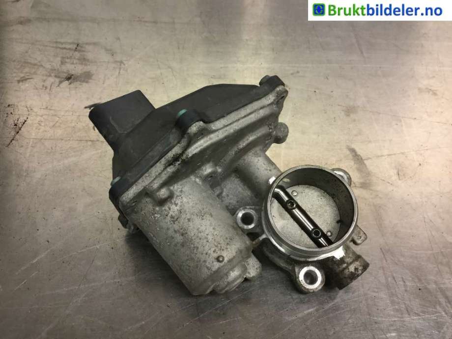 Diverse deler til VW Touran 2015-2021 (Type II)  (VOLKSWAGEN|04L 131 501 M|A2C96089300|)
