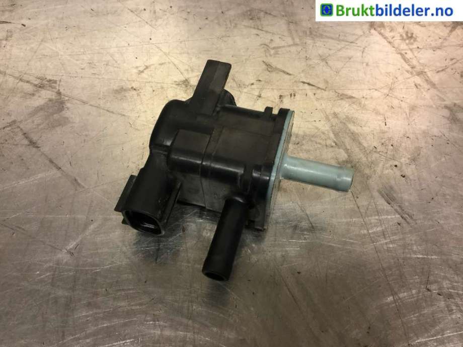 Vakuumventil til Toyota Auris 2015-2019 (Type II, Fase 2)  (TOYOTA|90910-12276|)