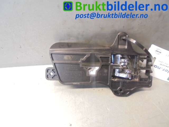 Dørhåndtak inv venst foran til Hyundai i30 2007-2012 (Type I)  (HYUNDAI|82613-FD000|)
