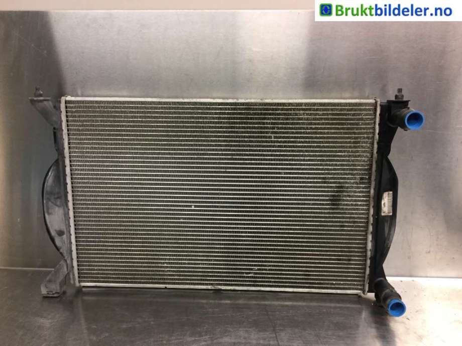 Radiator (manuell gir) til Audi A4 2001-2004 (Type II) (B6) (B6) (AUDI|8E0 121 251|)