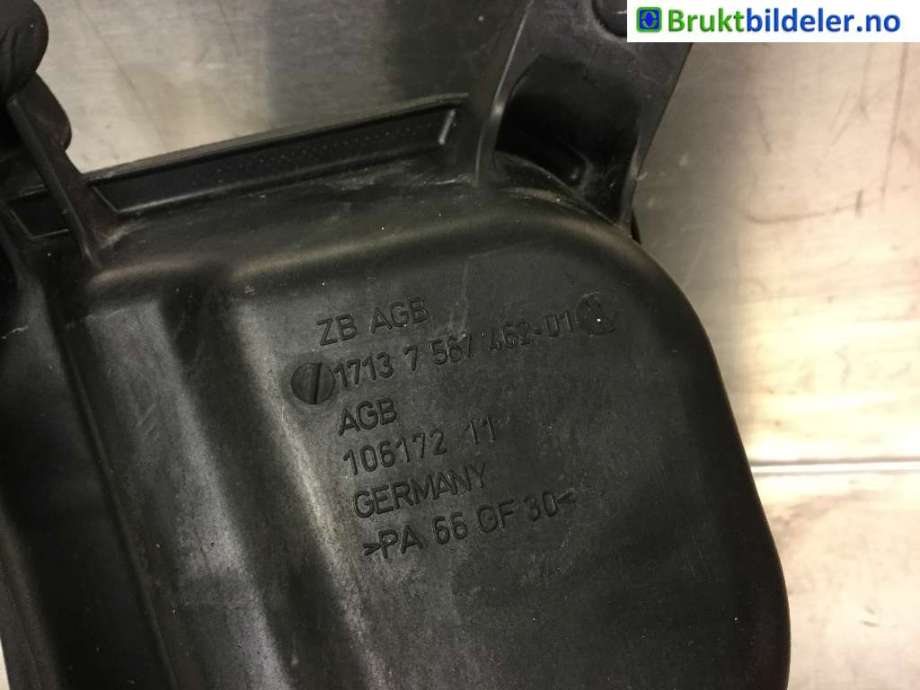 Ekspansjonstank til BMW 3-Serie 2005-2011 (E90/E91/E92/E93) (E90/E91/E92/E93) (BMW|17 13 7 567 462|)