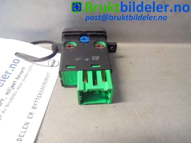 Bryter setevarme til Honda Accord 2003-2008 (Type VII)  (HONDA|SDAHSS M22832|)