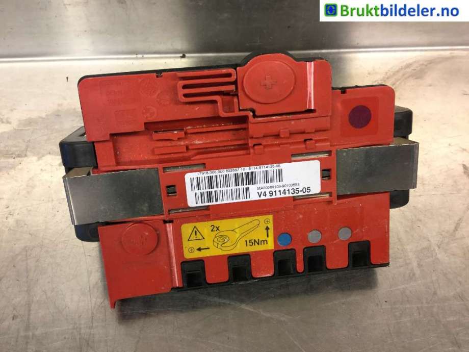 Sikringsboks til BMW X5 2007-2013 (E70) (E70) (BMW|61 14 9 114 135|)