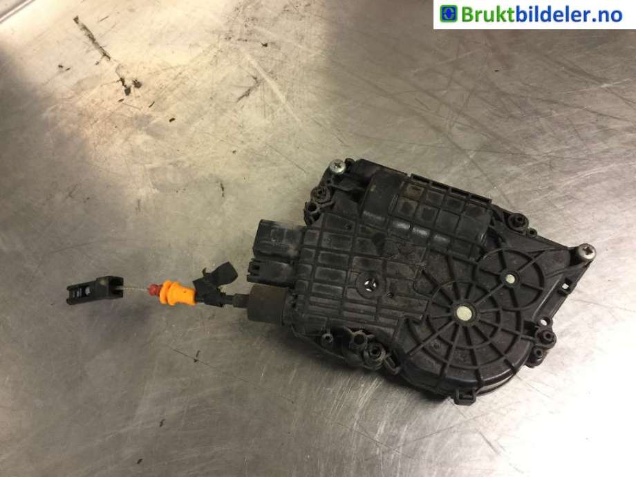 Låsekasse høyre bak til BMW X5 2007-2013 (E70) (E70) (BMW||4154 3093 00)