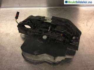 Låsekasse høyre bak til BMW X5, 2007-2013 (E70) (E70) (BMW|7 167 588)