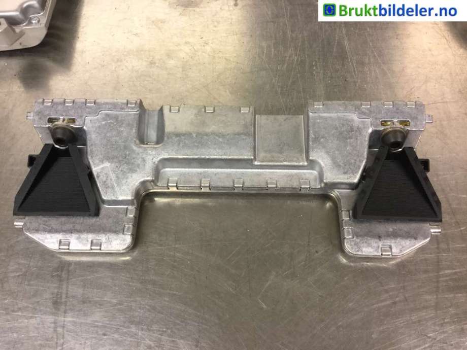Sensor radar til Mercedes C-Klasse 2014-2018 (Fase 1) (W205) (W205) (MERCEDES|A 222 900 75 13|A2C7461470600|)