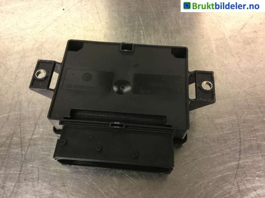 Styreenhet elektrisk parkbrems (EPB - Electric Parking Brake) til Mercedes C-Klasse 2014-2018 (Fase 1) (W205) (W205) (MERCEDES|A 222 900 27 13|)