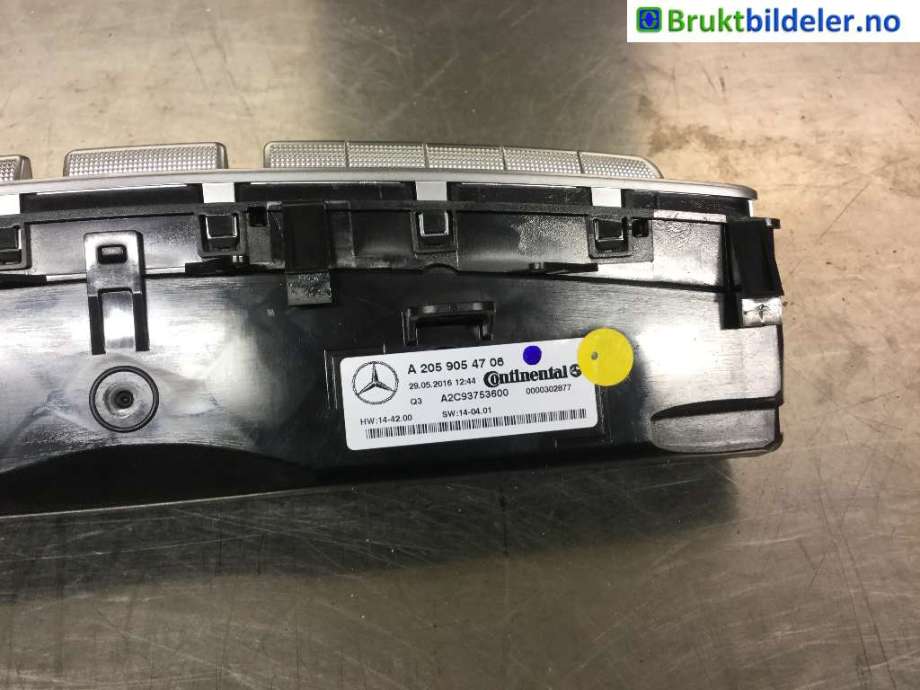 Varmeapparat betjening til Mercedes C-Klasse 2014-2018 (Fase 1) (W205) (W205) (MERCEDES|A 205 905 47 06|A2C93753600|)
