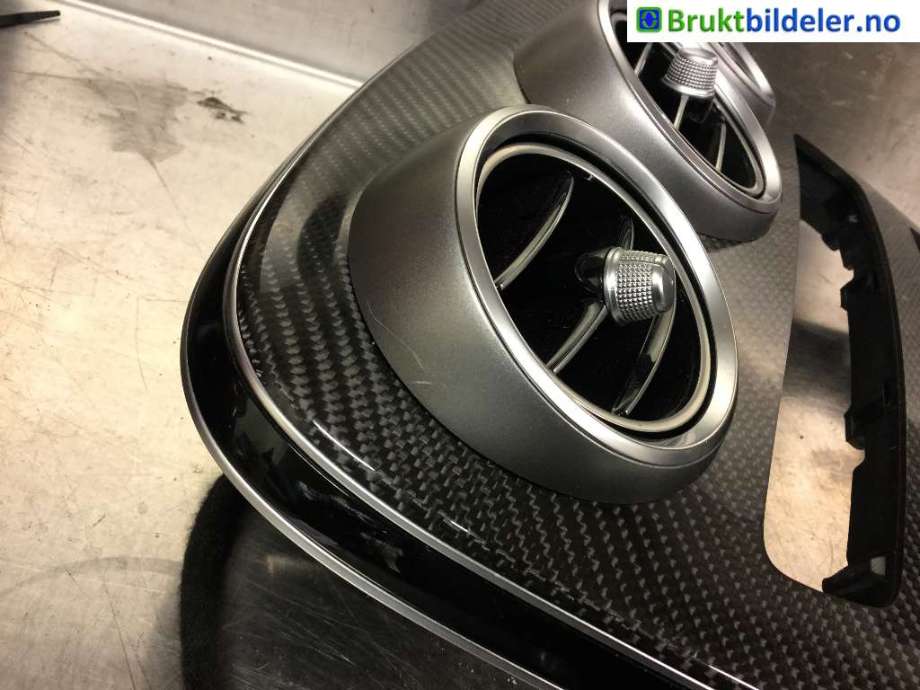 Diverse deler til Mercedes C-Klasse 2014-2018 (Fase 1) (W205) (W205) (MERCEDES|A 205 680 38 01|)