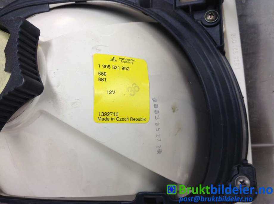 Frontlykt venstre halogen til Volvo 740 1988-1992  (1392710|1 305 321 902|)