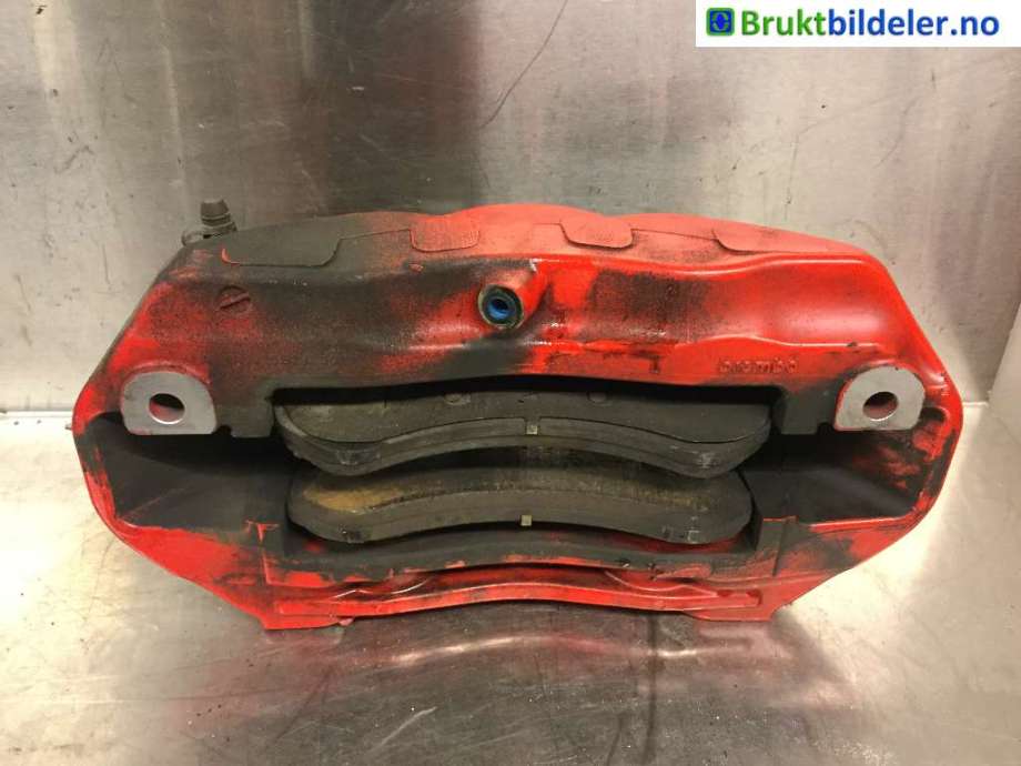Bremsecaliper høyre foran til Mercedes C-Klasse 2014-2018 (Fase 1) (W205) (W205) (MERCEDES|A 205 421 70 98|)