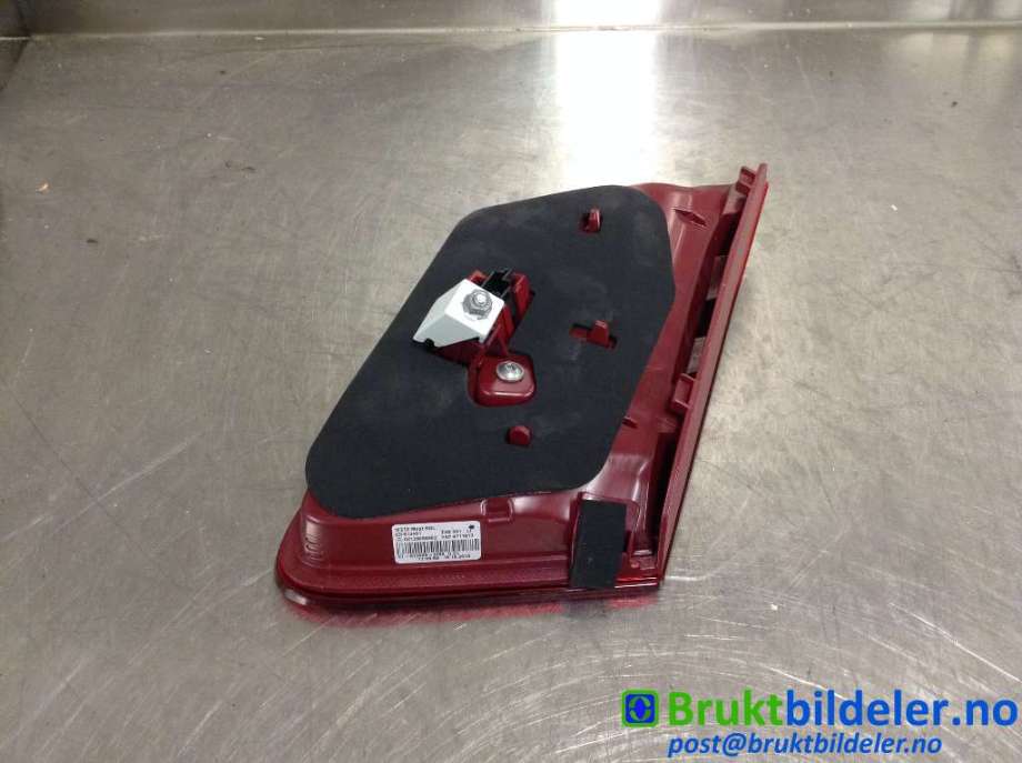 Baklykt venstre indre til Mercedes E-Klasse 2009-2013 (Fase 1) (W212) (W212) (A 212 906 89 02|)