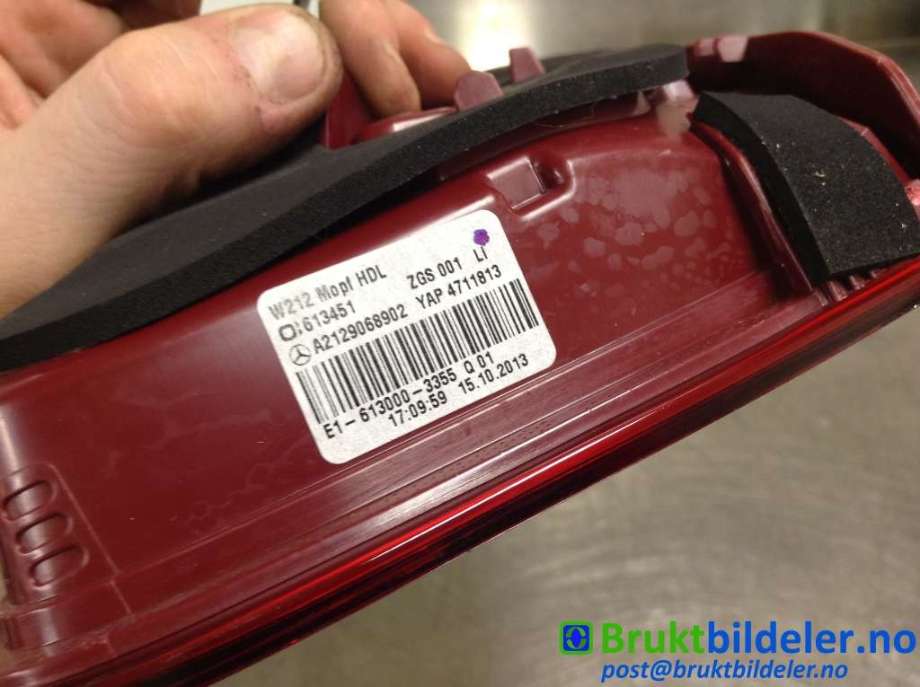 Baklykt venstre indre til Mercedes E-Klasse 2009-2013 (Fase 1) (W212) (W212) (A 212 906 89 02|)