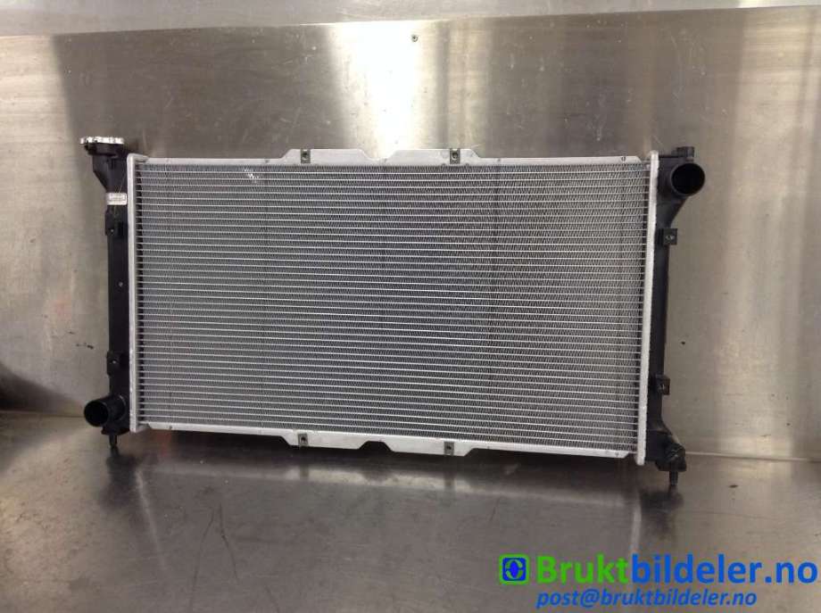 Radiator (manuell gir) til Subaru Legacy 1989-1994  (45199AC270||45111AC270)