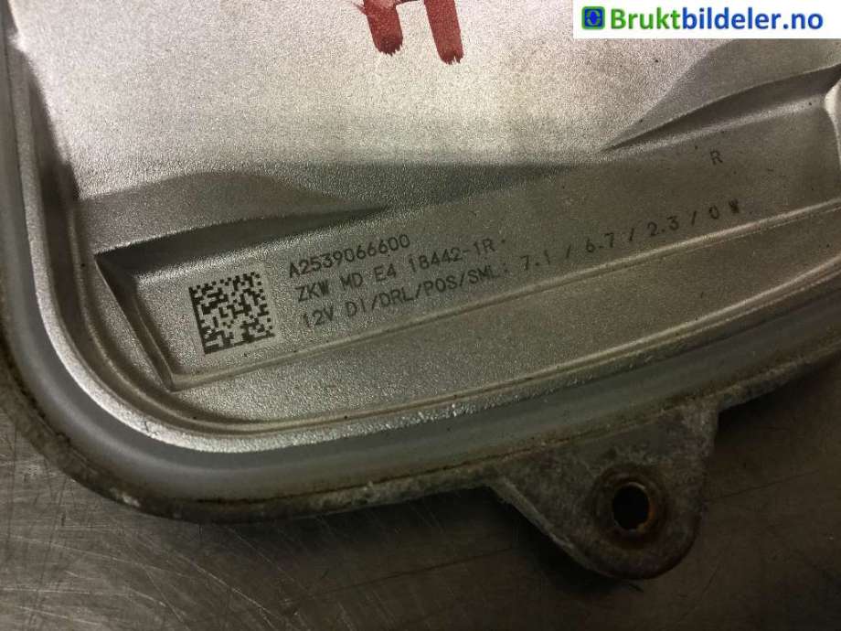 Styreenhet xenon/ballast til Mercedes GLC 2015-2022 (X253) (X253) (MERCEDES|A 253 906 66 00|)