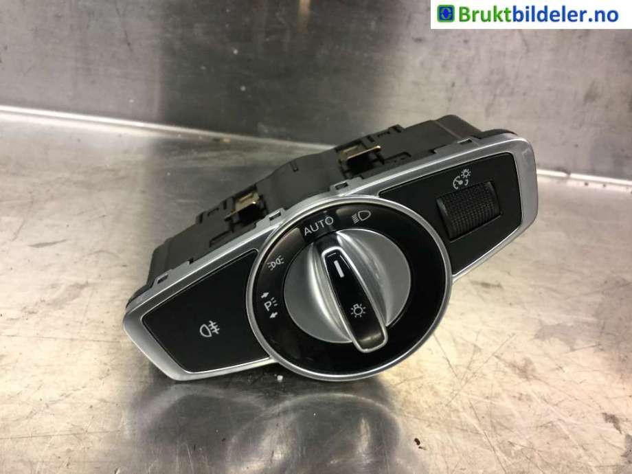 Bryter lys til Mercedes GLC, 2015-2022 (X253) (X253) (MERCEDES|A 205 905 70 07)