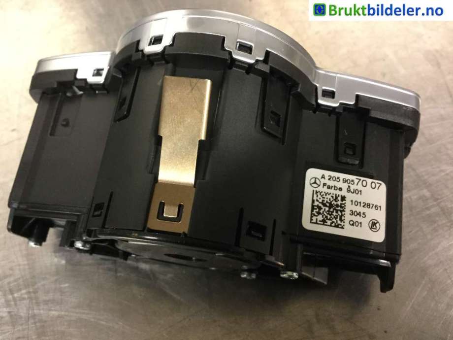 Bryter lys til Mercedes GLC 2015-2022 (X253) (X253) (MERCEDES|A 205 905 70 07|)