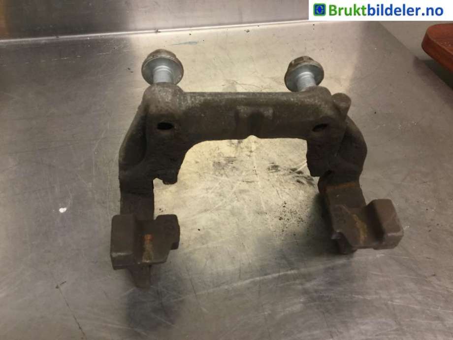 Bremsecaliper brakett til Mercedes GLC, 2015-2022 (X253) (X253) (MERCEDES|A 253 423 02 06)