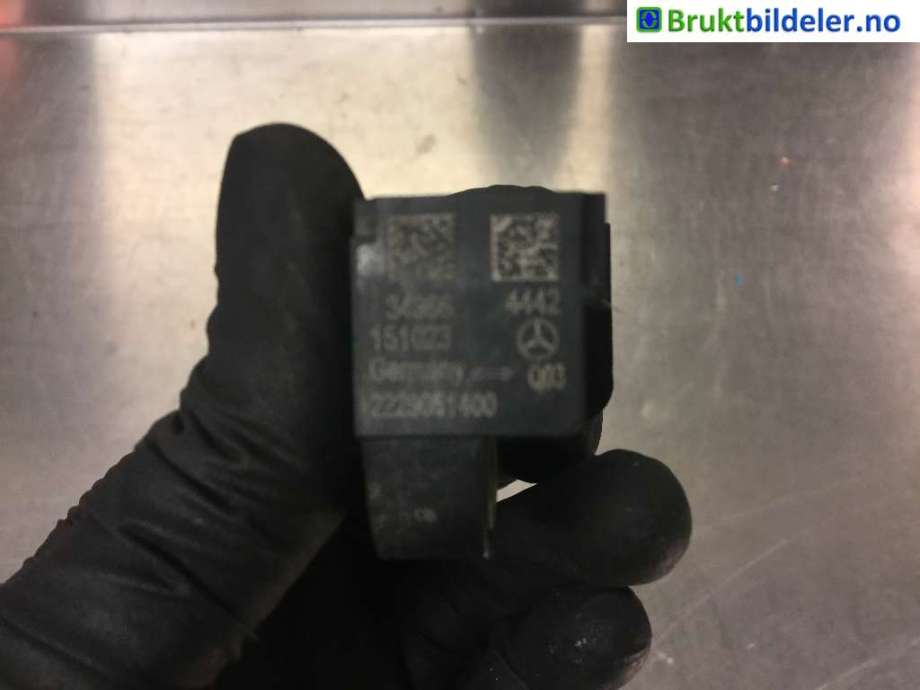 Airbag sensor høyre til Mercedes GLC 2015-2022 (X253) (X253) (MERCEDES|A 222 905 14 00|)