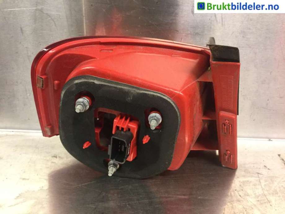 Baklykt høyre til VW Passat 2005-2010 (B6) (B6) (3C5 945 096 C|)