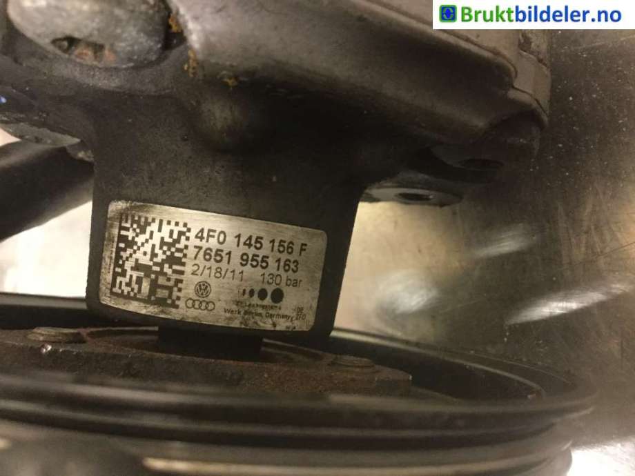 Servo pumpe mekanisk til Audi A6 2008-2011 (Type III, Fase 2) (C6) (C6) (AUDI|4F0 145 156 F|)