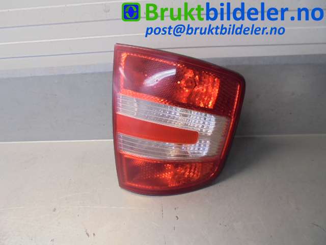 Baklykt venstre til Škoda Fabia, 2000-2007 (Type I)  (SKODA|6Y6945095)