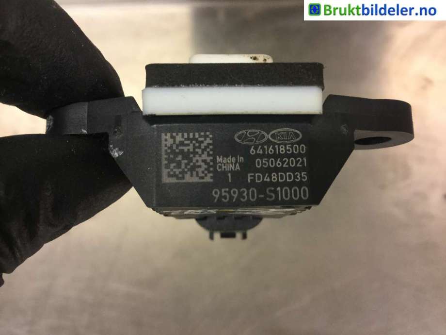 Airbag sensor venstre til Hyundai Ioniq 5 2021-->> (HYUNDAI|95930-S1000|)