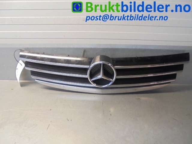 Grill til Mercedes A-Klasse, 2005-2012 (W169) (W169) (MERCEDES|A 169 880 14 83)