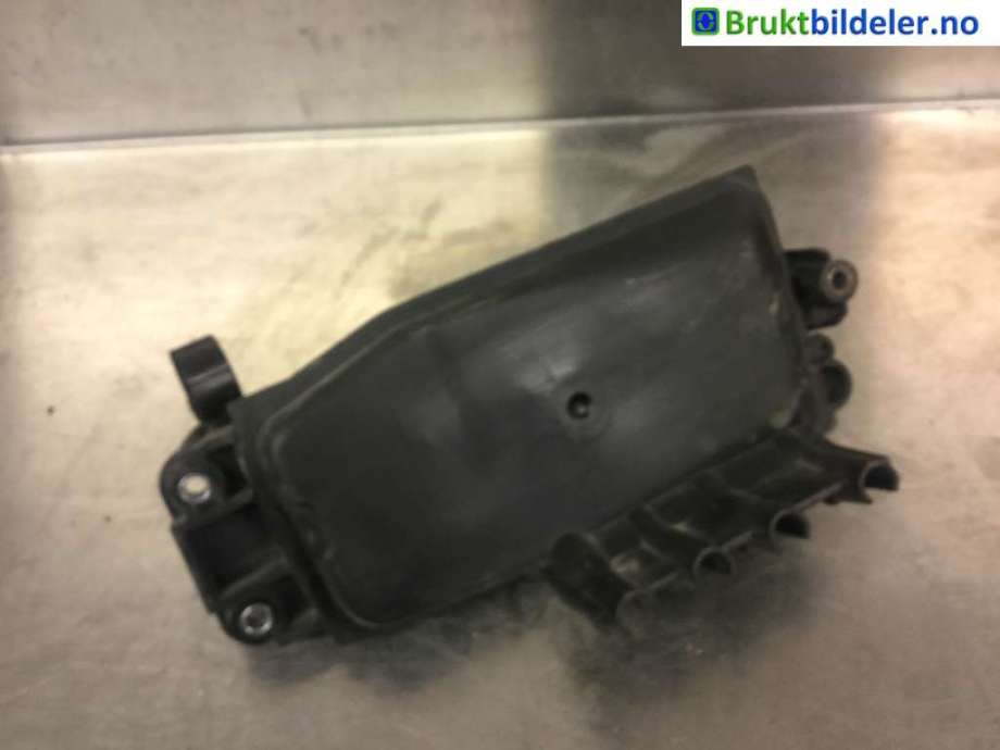 Vakuumtank til Mercedes GLC 2015-2022 (X253) (X253) (MERCEDES|A 651 070 08 68|)