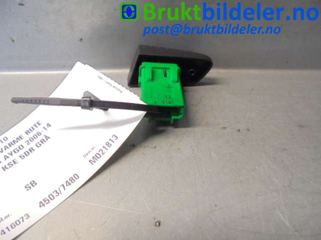 Bryter rutevarme til Toyota Aygo 2005-2014 (Type I) (TOYOTA|847900H010|)