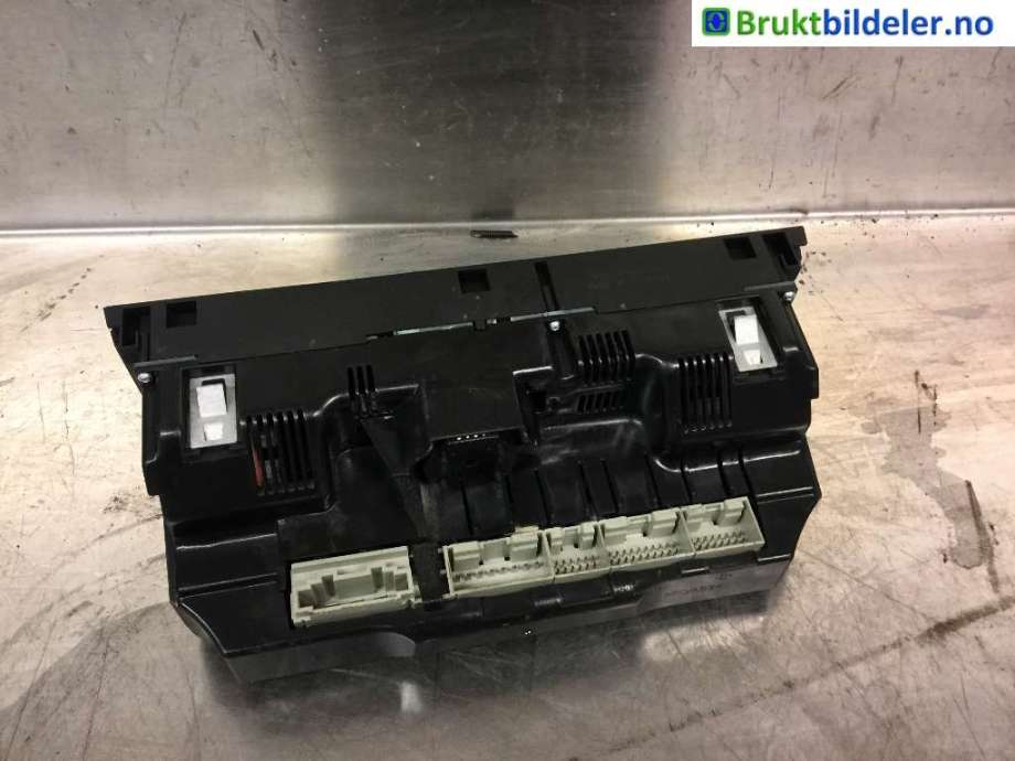 Varmeapparat betjening til Audi A6 2008-2011 (Type III, Fase 2) (C6) (C6) (AUDI|4F1 820 043 AL|)