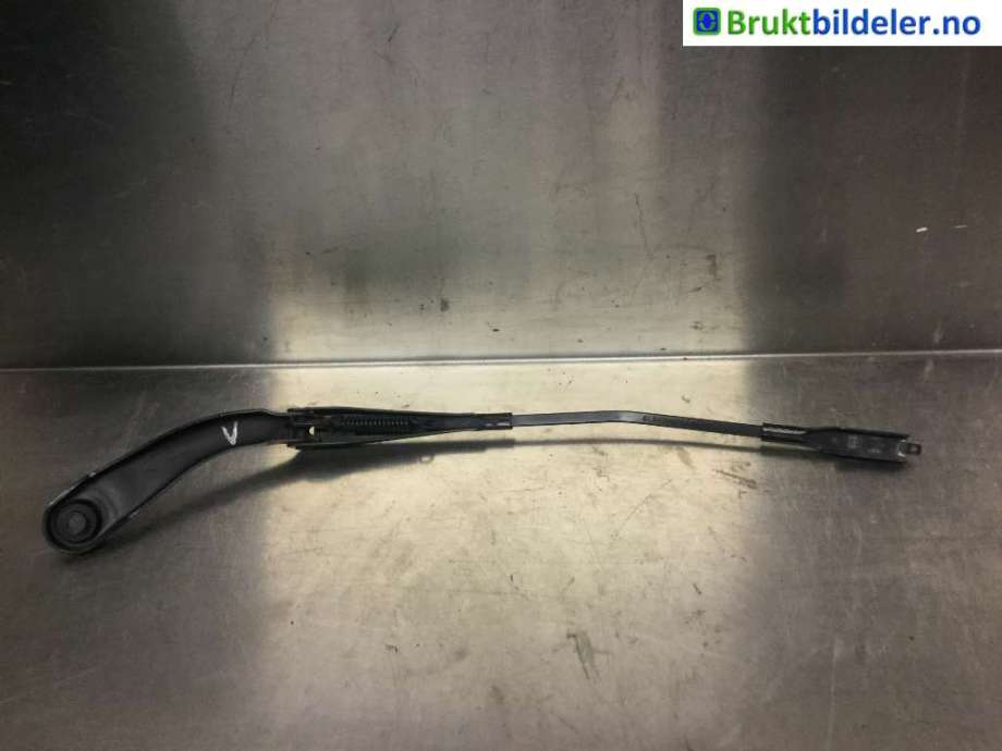 Viskerarmer frontrute til BMW 3-Serie 2012-2018 (F30/F31/F34) (F30/F31/F34) (BMW|61 61 7 286 105|)