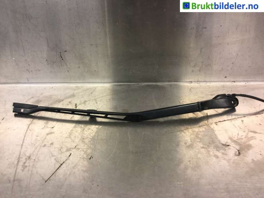 Viskerarmer frontrute til Volvo V90 / V90 CC / S90, 2016-->>  (VOLVO|31440421)